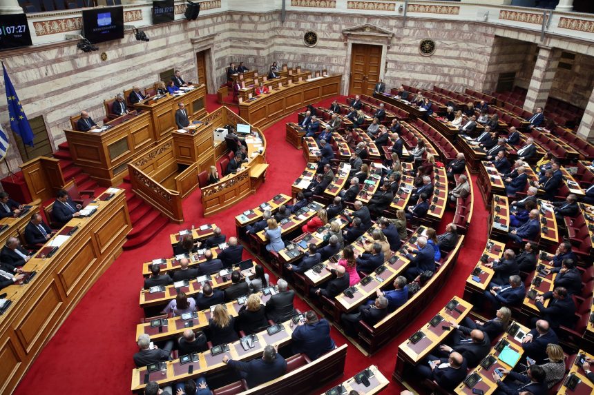 Πού θα βρεθούν λεφτά και τι άλλα μέτρα μπορεί να απαιτηθούν, αν η κρίση παραταθεί ή ενταθεί